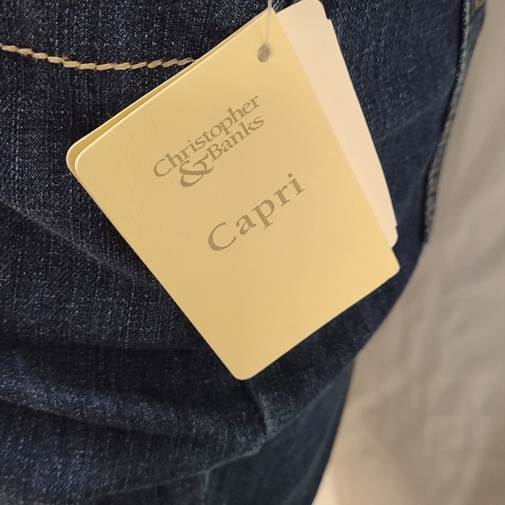 New with Tags Christopher & Banks Jean Capri Pants Size 4 - Picture 7 of 8